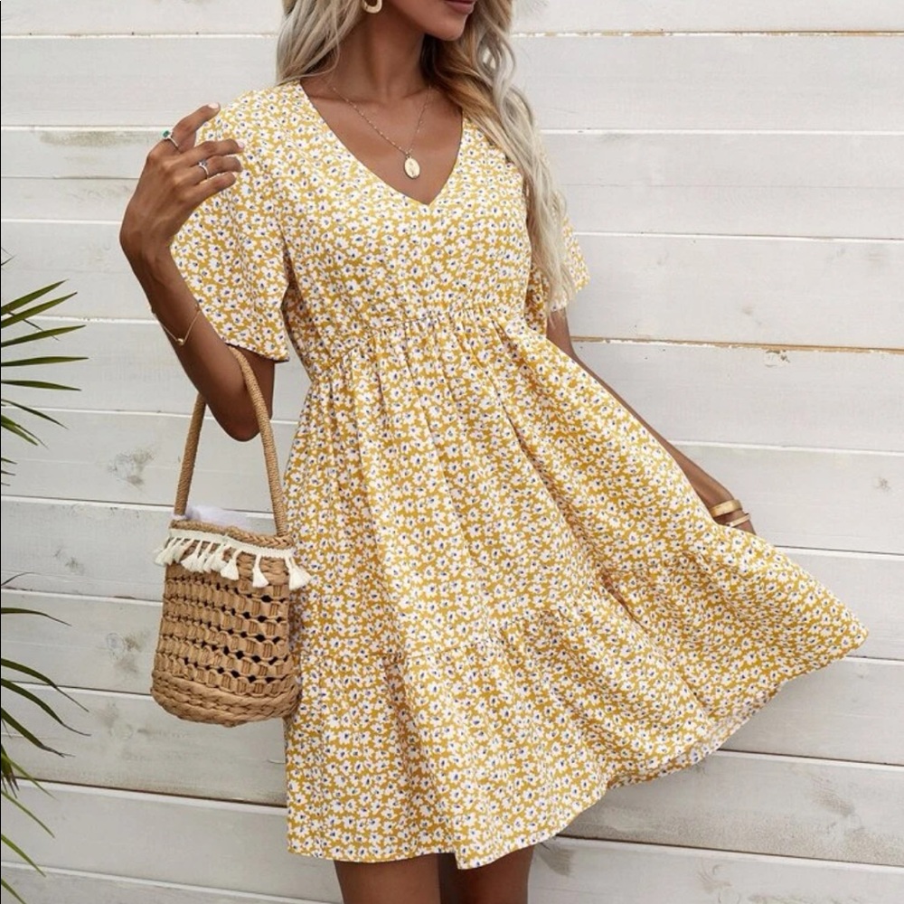 Floral Ruffle Dress - Picture 7 of 7